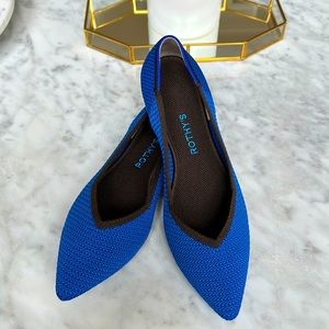 EUC Retired Rothy’s Lazuli points in sz 11